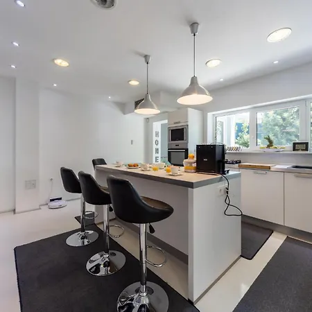 Stunning Home In Crikvenica *
